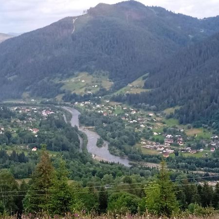 Затишний Будиночок Біля Річки Krivorovnya Екстериор снимка